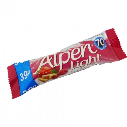 Alpen Light Summer Fruits Cereal Bar PM 39p